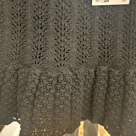 Zara skirt - Picture 3 of 3